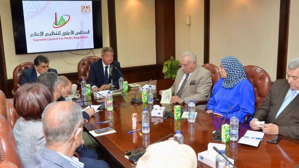 الأعلى للإعلام يبحث مع مقدمي البرامج الرياضية والصحفيين وصناع المحتوى دعم المنتخب