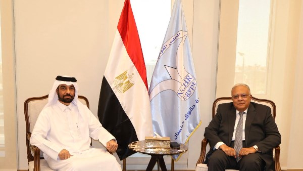 رئيس القومي لحقوق الإنسان يبحث مع أمين عام «العربية للمؤسسات الوطنية» سبل التعاون المشترك