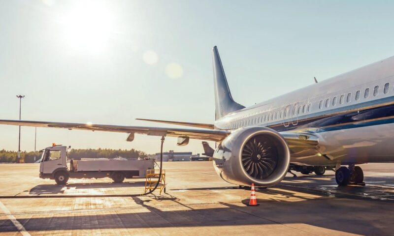نقص أرصدة الكربون يهدد قطاع الطيران بمليارات الدولارات