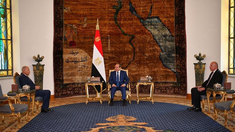 أبو الغيط يثمن دعم مصر المتواصل لدور الجامعة العربية في تعزيز العلاقات والمصالح المشتركة