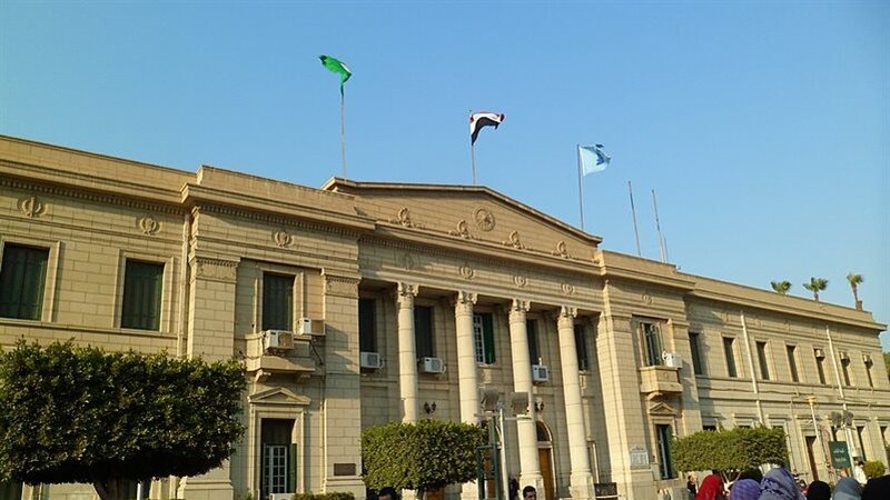رابط وخطوات الحصول على نتائج برامج الدراسات العليا بآداب القاهرة