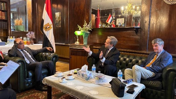 وزير الاستثمار يبحث الخطة التنفيذية لمشروع «شبرامنت» لمعالجة وإعادة تدوير المخلفات