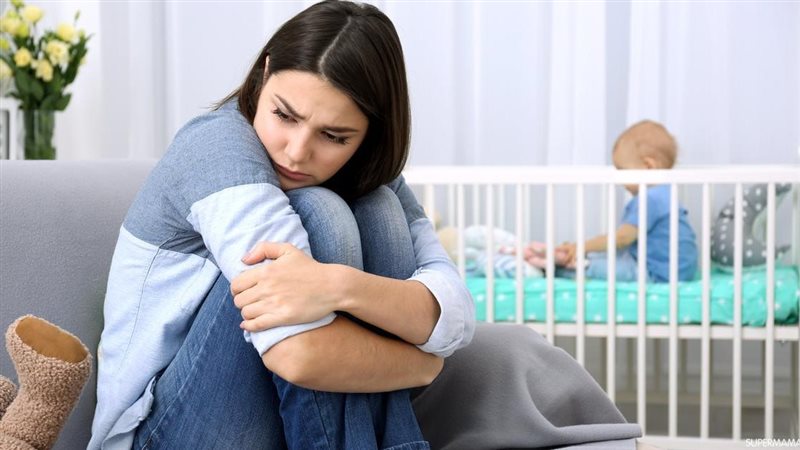 اكتئاب ما قبل الدورة الشهرية، أسبابه وأعشاب ومكملات تساعد على تخفيف أعراضه