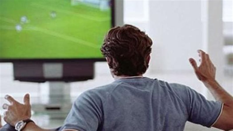 احذر، الانفعال أثناء مشاهدة مباريات كرة القدم يعرضك لمخاطر فى القلب