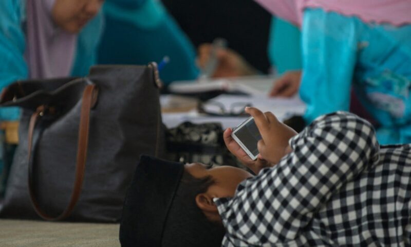Malaysia bars under-16s from social media as new rules come into force