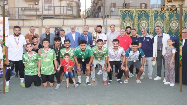 محافظ بني سويف يكرم مركز شباب بلفيا بعد فوزه بدوري منتخبات مجالس المدن