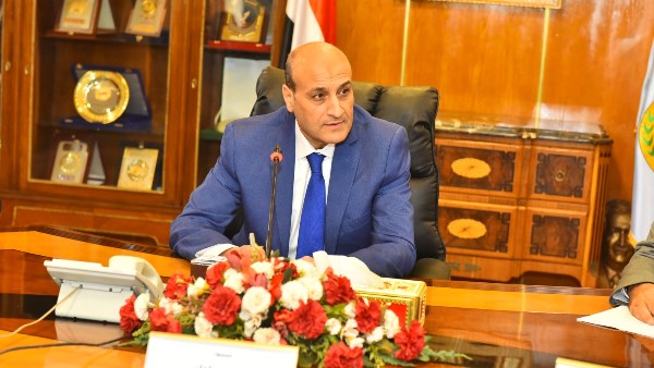 محافظ أسيوط يعلن رفع درجة الاستعداد القصوى لمواجهة تقلبات الطقس ونشاط الرياح المثيرة للرمال والأتربة