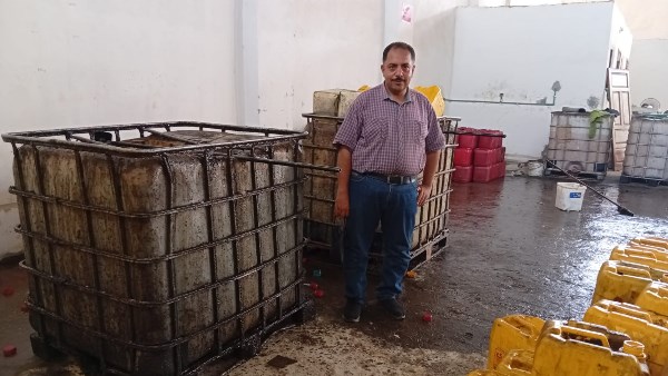 ضبط 85 طن زيوت طعام مستعملة بأسيوط