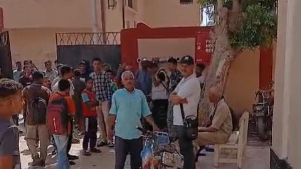 تعليم قنا يحقق فى واقعة اشتباك بين أولياء أمور ومراقبين بمدرسة العبور