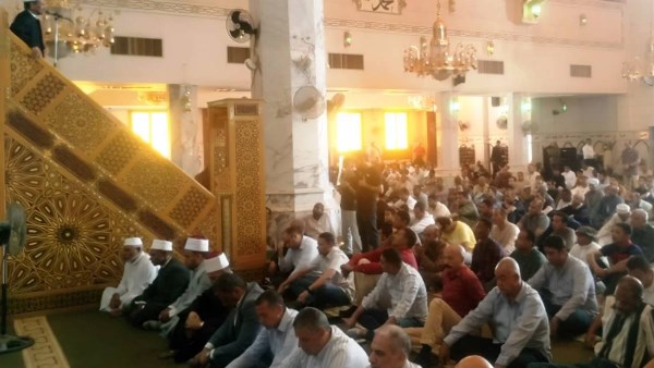 محافظ أسوان: التواجد الميداني والتواصل مع المواطنين أهم محاور العمل التنفيذي