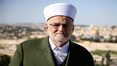 الشيخ صبري يحذر من مشروع قانون “إسرائيلي” لشرعنة منع الأذان في القدس