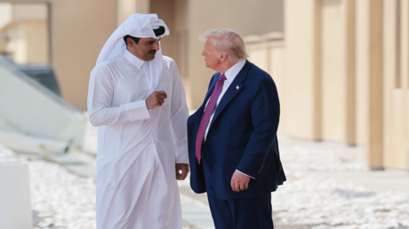 أمير قطر خلال مكالمة مع ترامب: يجب تغليب الحلول السياسية والدبلوماسية والحوار بين كل الأطراف