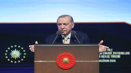 إعلام عبري يكشف.. كيف وجه أردوغان ضربة لتل أبيب أحبطت مخططا إسرائيليا خطيرا؟