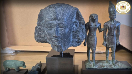 مصر تسترد قطعاً أثرية ثمينة من أمريكا بينها أبو الهول والملك البرونزي