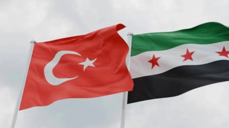 قمة “اقتصاديات المدن” في غازي عنتاب تجمع رجال أعمال تركيا وسوريا لبحث إعادة الإعمار والاستثمار