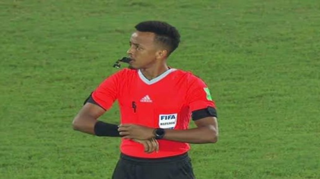 “أضاعوا أكبر حلم في حياتي”.. الحكم عمر أرتان يكشف كواليس احتجازه في الولايات المتحدة قبل ترحيله