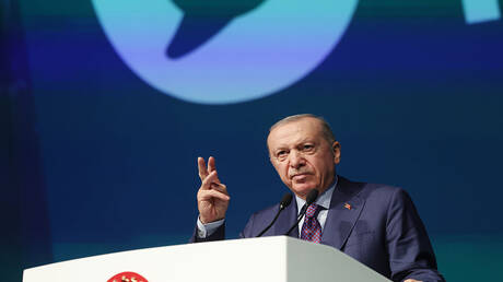 أردوغان: الهجمات الإسرائيلية على سوريا ولبنان باتت تهدد تركيا بشكل مباشر