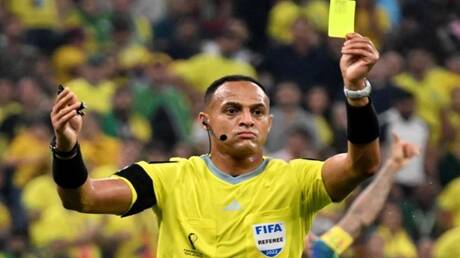 إسماعيل الفتح.. حكم “الاعتذارات” يواصل لفت الأنظار في كأس العالم
