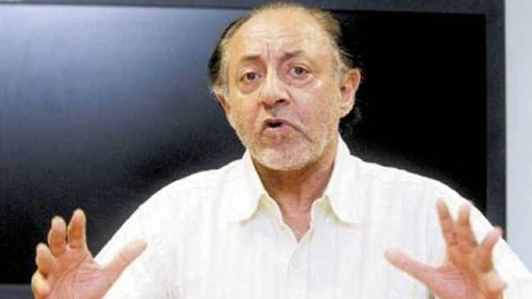 وسط حالة من الحزن.. نقل جثمان عبدالعزيز مخيون إلى البحيرة لدفنه