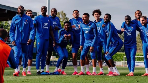 أزمة جديدة تضرب معسكر فرنسا قبل كأس العالم.. خلاف بين مبابي ونجوم “الديوك”  مع الاتحاد