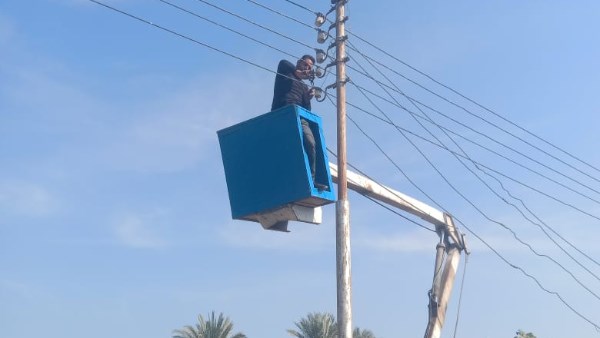 تكثيف أعمال النظافة ورفع كفاءة أعمدة الإنارة العامة بجميع المراكز والمدن والأحياء للحفاظ على الوجه الحضاري للإسماعيلية