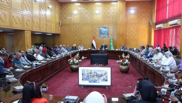 محافظ الإسماعيلية يشهد الندوة التوعوية مجتمع آمن من مخاطر الكلاب الحرة