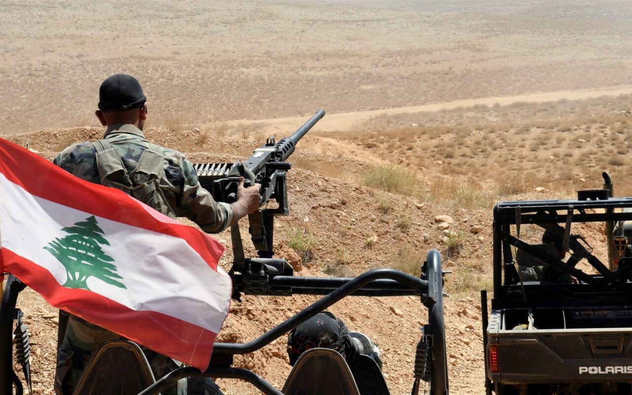 الجيش الإسرائيلي يعترف بشن غارة على مركبة تابعة للجيش اللبناني في الجنوب