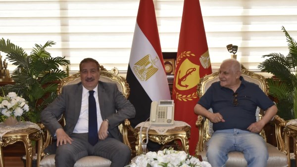 محافظ بورسعيد يستقبل وفدًا من الهيئة العامة للخدمات الحكومية