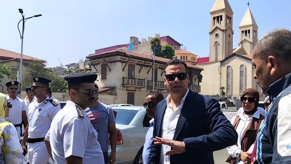 نائب محافظ بورسعيد يقود حملة لرفع الاشغالات والرتش بأحياء المحافظة