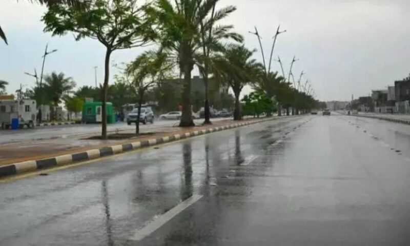 حالة الطقس اليوم في السعودية.. أتربة وغبار وأمطار على هذه المناطق