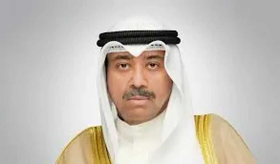 وزير الدفاع الكويتى يزور المصابين جراء استهداف المطار للاطمئنان على حالتهم الصحية