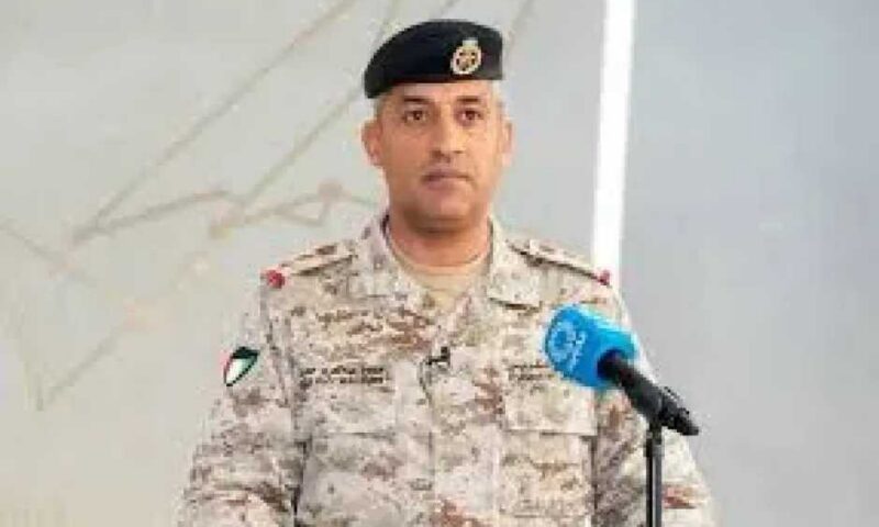 المتحدث باسم وزارة الدفاع الكويتية : القوات المسلحة رصدت وتعاملت فجر اليوم الأربعاء مع 13 صاروخا باليستيا