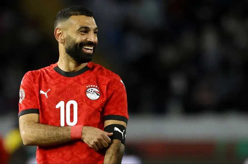 هل يشارك محمد صلاح أمام البرازيل؟.. مصدر من منتخب مصر يُجيب