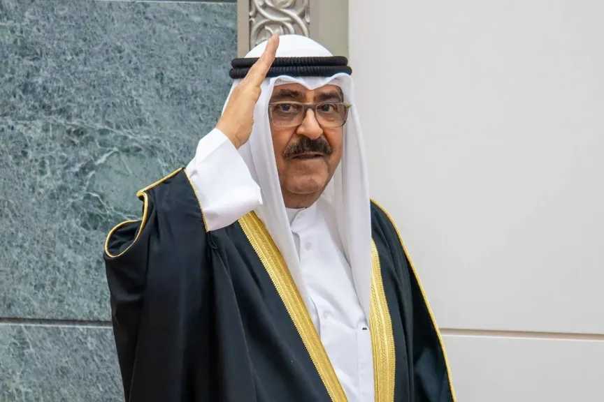 امير دولة الكويت يتلقى اتصالاً هاتفياً من رئيس مجلس الوزراء الهندى