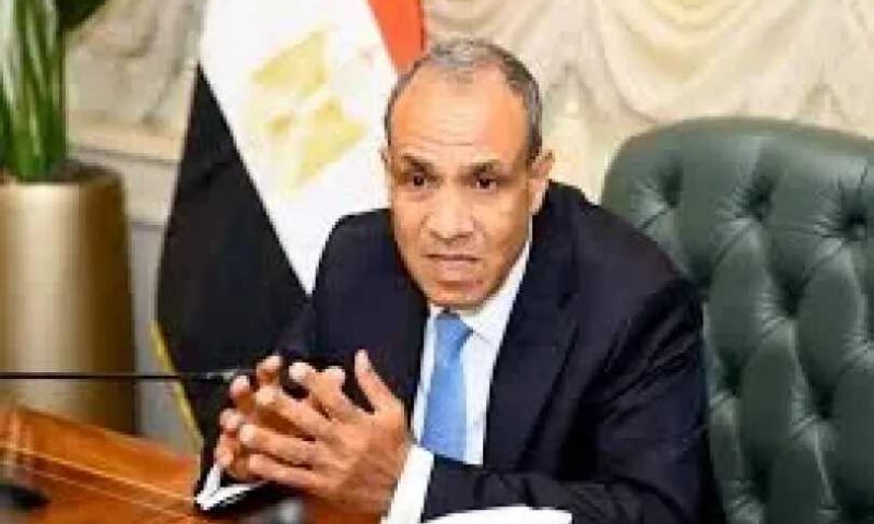وزير الخارجية يبحث مع نظيره القطري مستجدات الأوضاع الإقليمية