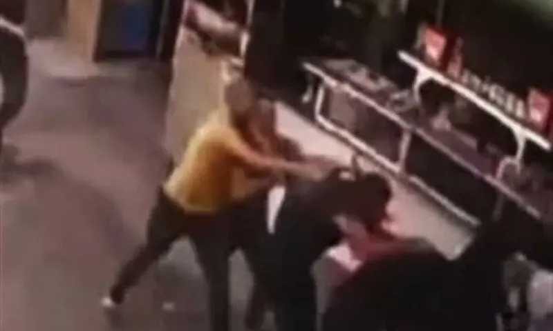 كشف ملابسات تضرر من أحد الأشخاص لقيامه بالتعدى بالضرب على طفل بالشرقية