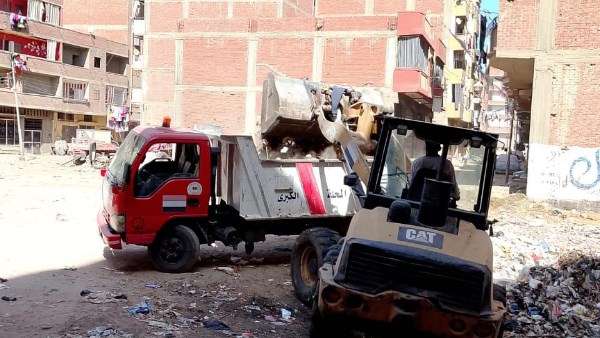 محافظ الغربية يؤكد استمرار العمل للقضاء على البؤر التاريخية للقمامة بالمحلة الكبرى