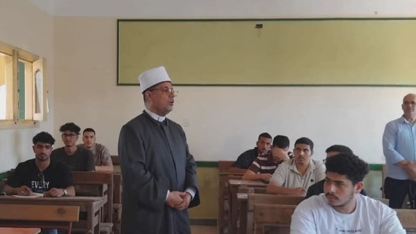 6840 طالبًا وطالبة بالثانوية الأزهرية ينتظمون في أداء امتحانات بالغربية ..صور