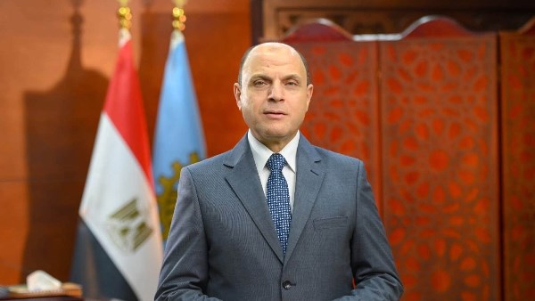 معدات الغربية تواصل إزالة التراكمات التاريخية بالمحطة الوسيطة بـ«مشال» في بسيون