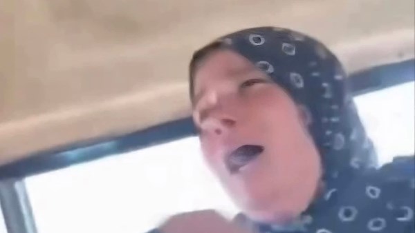 بعد تداول فيديو يزعم حملها أعمال سحر..سيدة ميكروباص الزقازيق تكشف حقيقة الواقعة