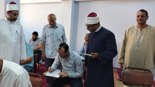 أوقاف كفر الشيخ تعقد اختبارات الفرقة الثانية بالمركز الثقافي الإسلامي | صور