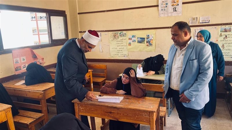 4681 طالبا بالثانوية الأزهرية يؤدون امتحان الجغرافيا بالدقهلية