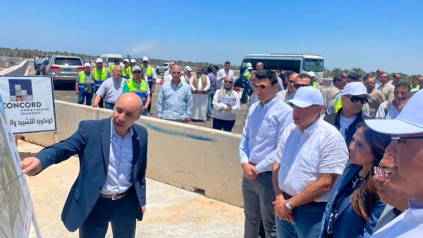 مدبولي يتفقد محور عمر سليمان بالإسكندرية