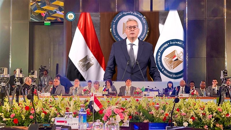 كريم بدوي يشارك في اجتماع وزراء الطاقة بدول البريكس