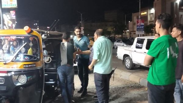 محافظ الدقهلية يتابع حملتين بدكرنس لرفع الإشغالات والمركبات المخالفة