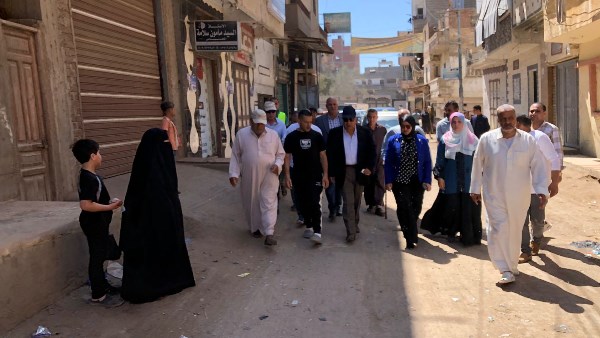 محافظ الدقهلية يتفقد وحدة طب الأسرة بقرية نشا ويؤكد أن الخدمات الطبية والعلاجية للمواطن أولوية