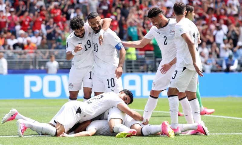 إمام عاشور يفتتح أهدافه الدولية في شباك البلجيكي كورتوا