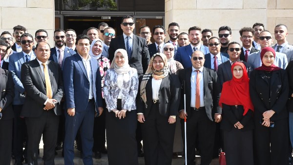 وزير الشباب يلتقي ممثلي “اتحاد بشبابها” قبيل زيارتهم لمركز معلومات مجلس الوزراء