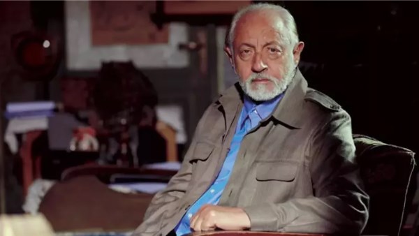 نهاد سمير: وفاة الفنان عبد العزيز مخيون بعد وعكة صحية شديدة
