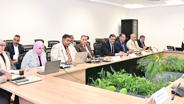 وزير الري يتابع تنفيذ الخطة الاستثمارية الحالية ويستعرض خطة العام المالي 2026/2027